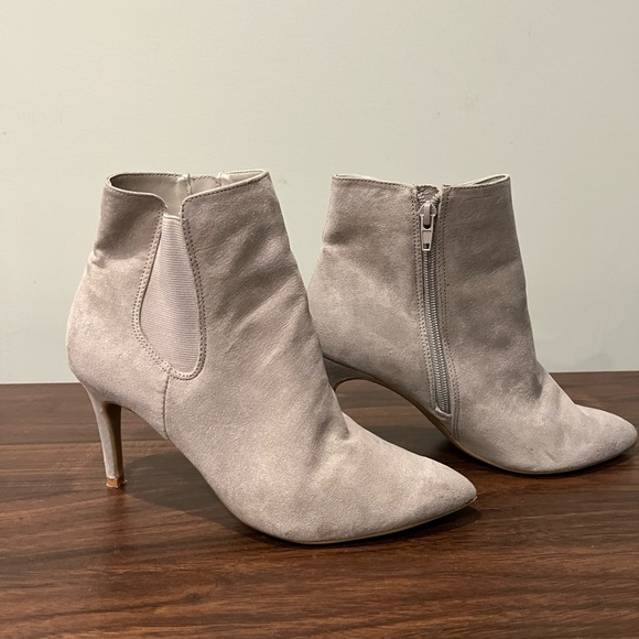 Express Boots - Picture 3 of 6